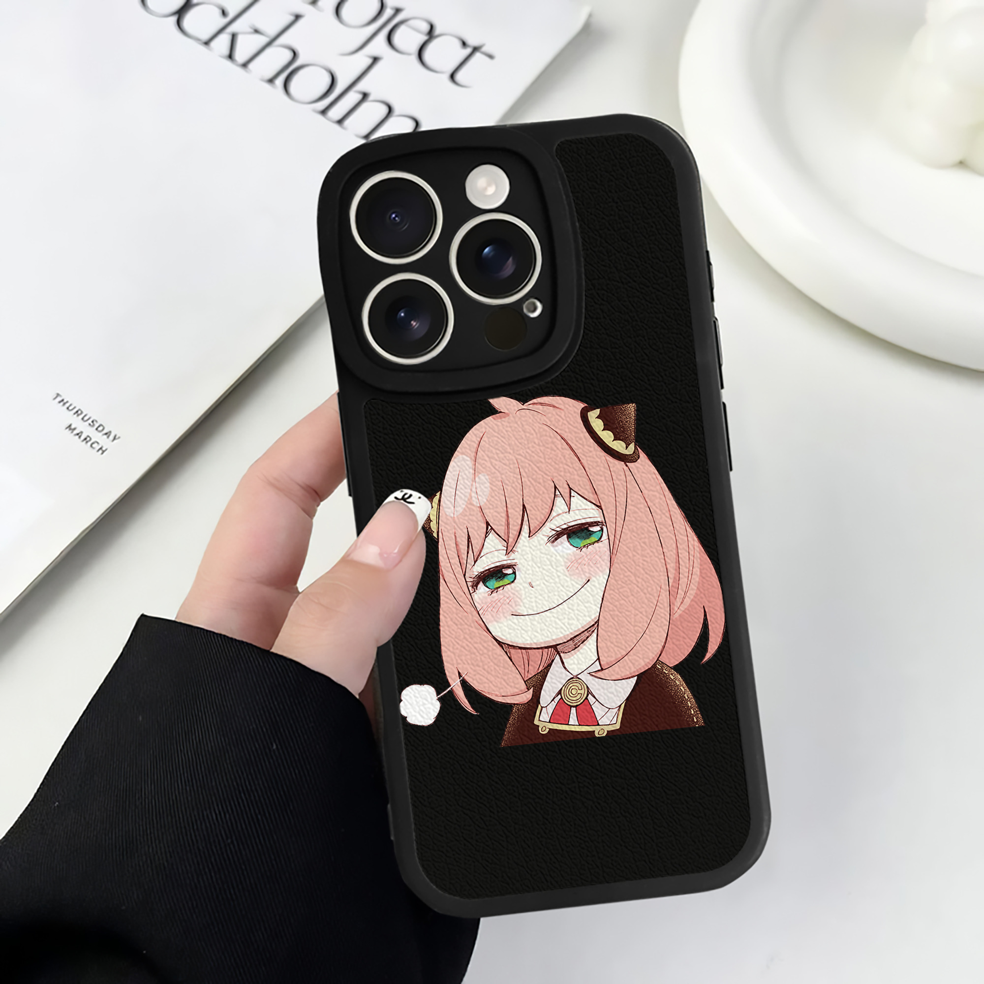 （画像用） SPY×FAMILY间谍家家酒 【iPhone 16シリーズ対応】シリコンスマホケース（レザー調） 材質：シリコン